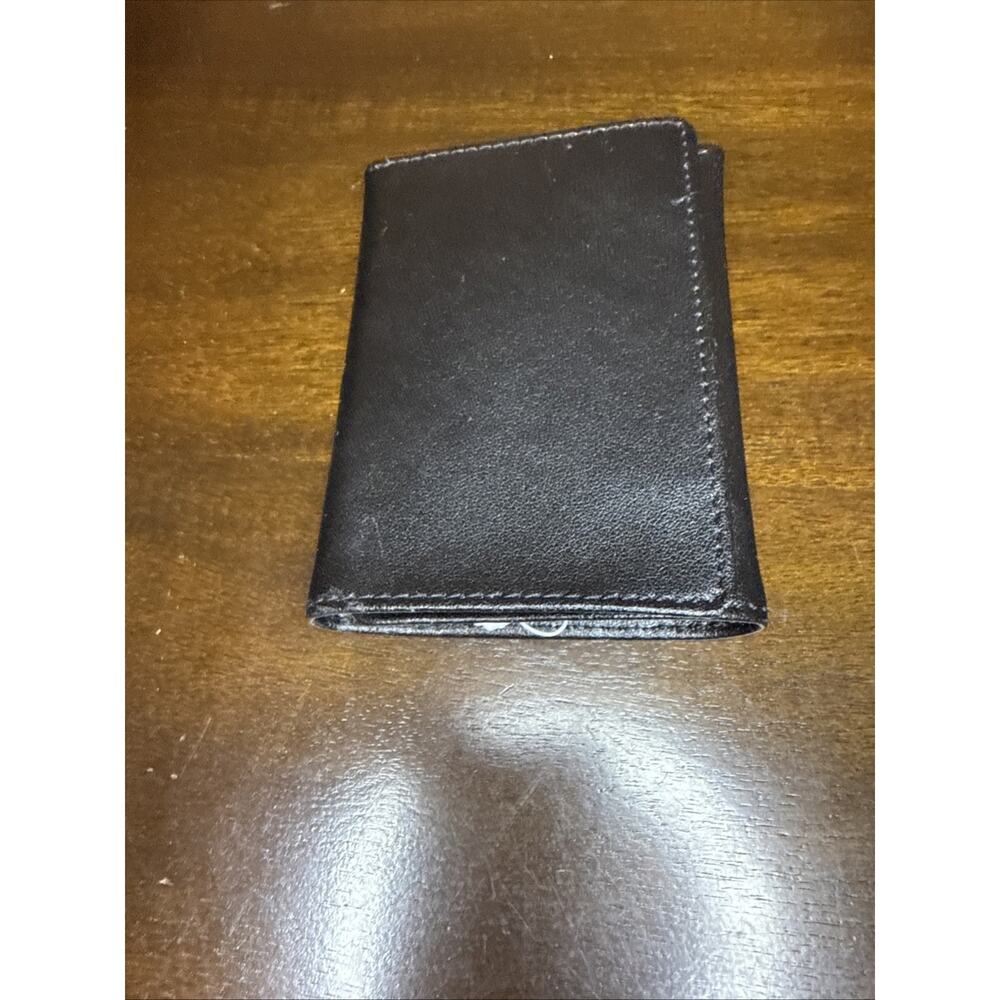 Mundi Genuine Leather Wallet W/ Credit Card Pockets